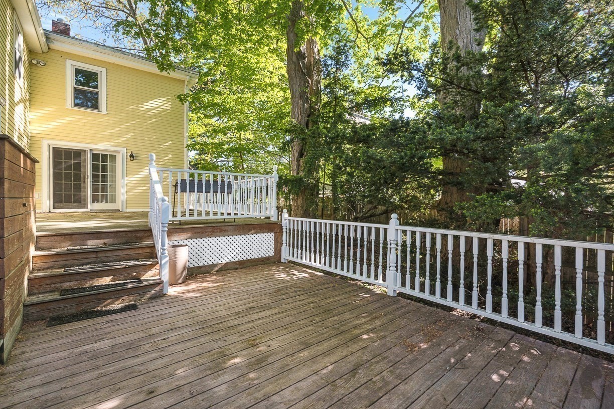 53 Lake Street Property Photo 34