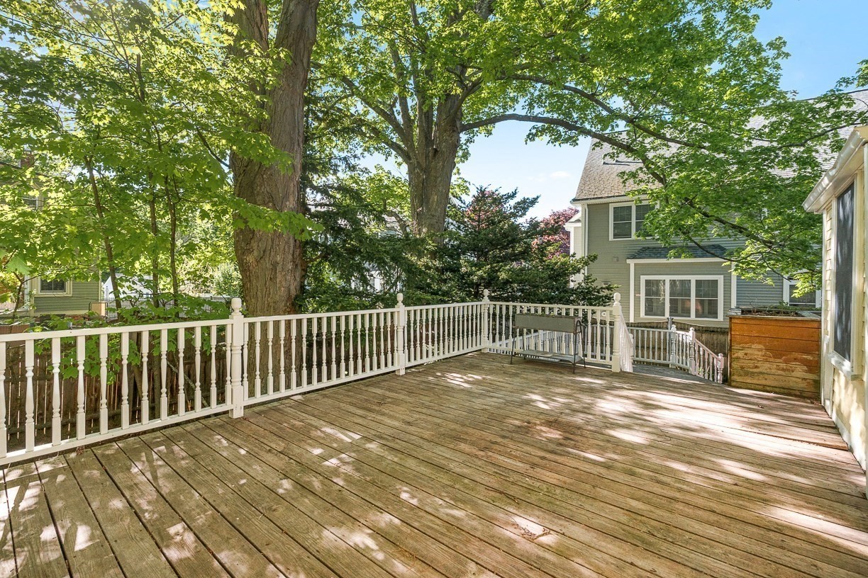 53 Lake Street Property Photo 36