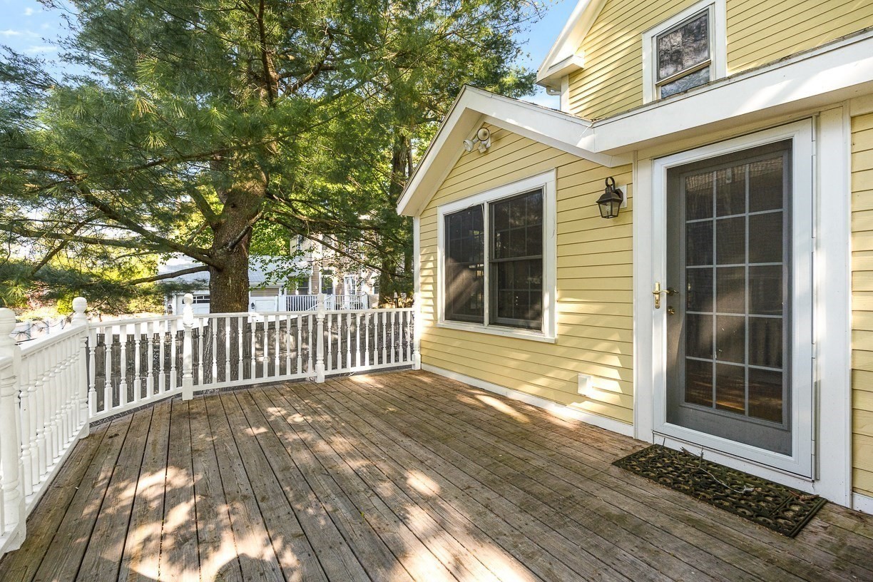 53 Lake Street Property Photo 39