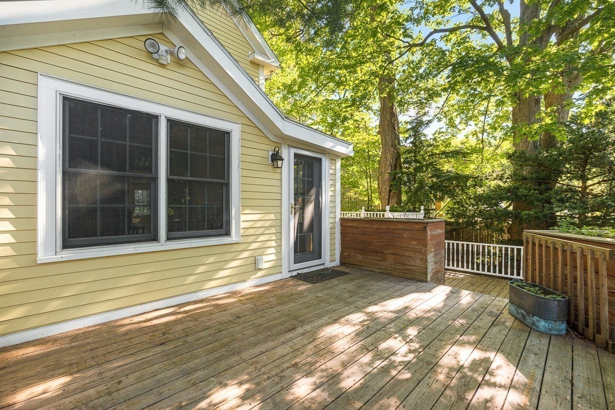 53 Lake Street Property Photo 40