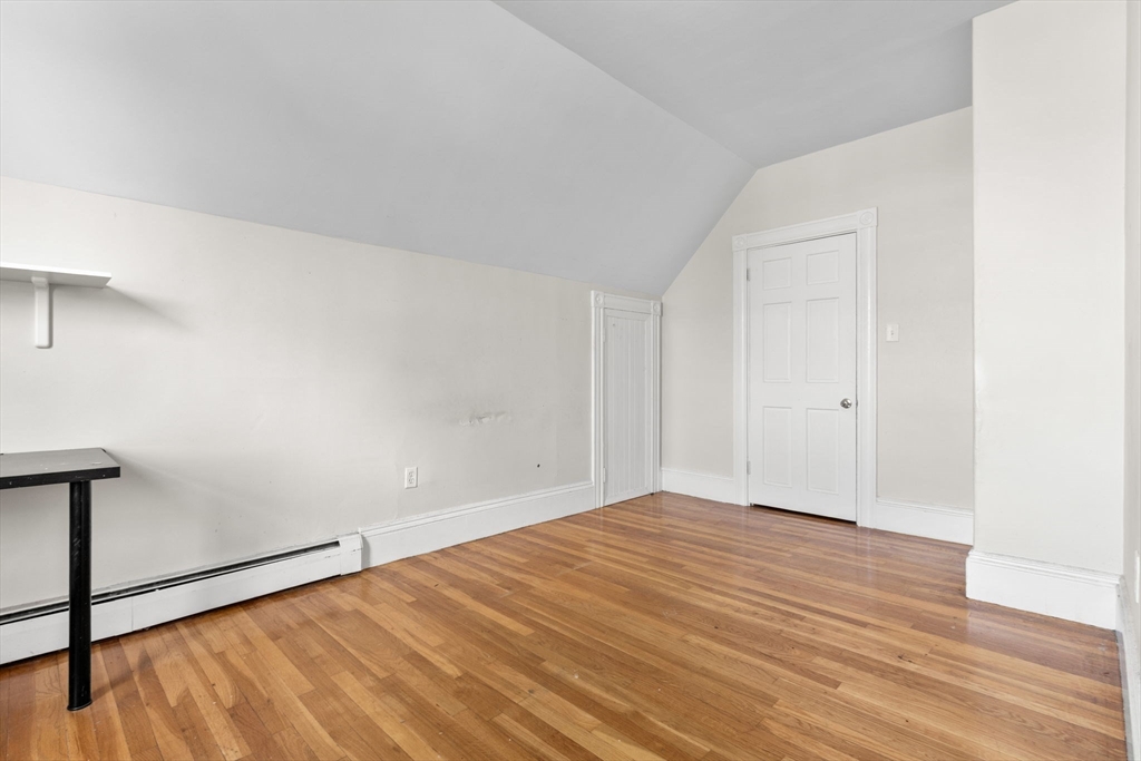 162 Vine Street Property Photo 10