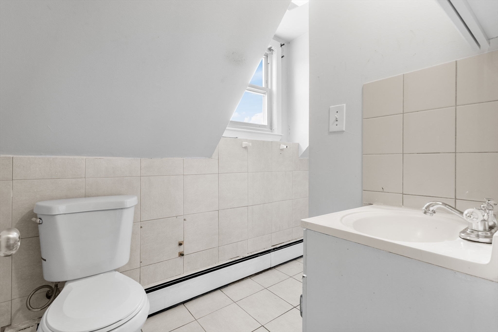 162 Vine Street Property Photo 12