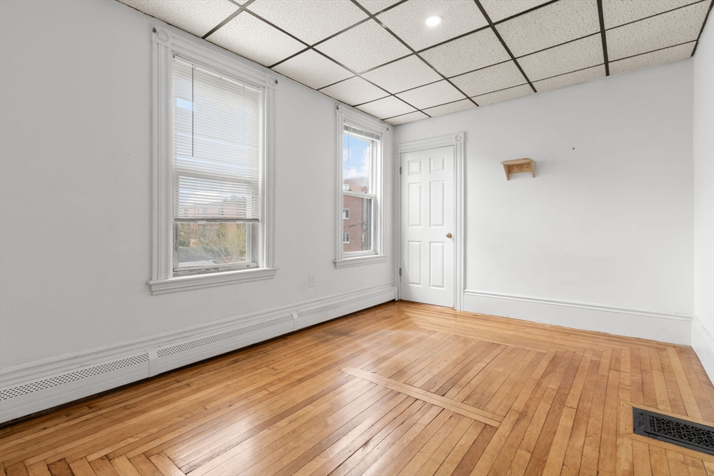 162 Vine Street Property Photo 27