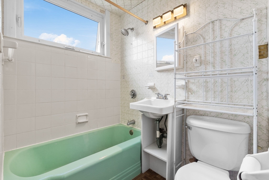 162 Vine Street Property Photo 29