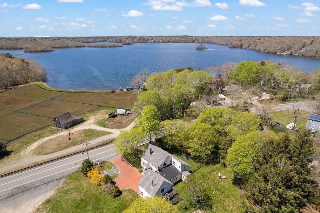 78 Cotuit Rd Property Photo 1