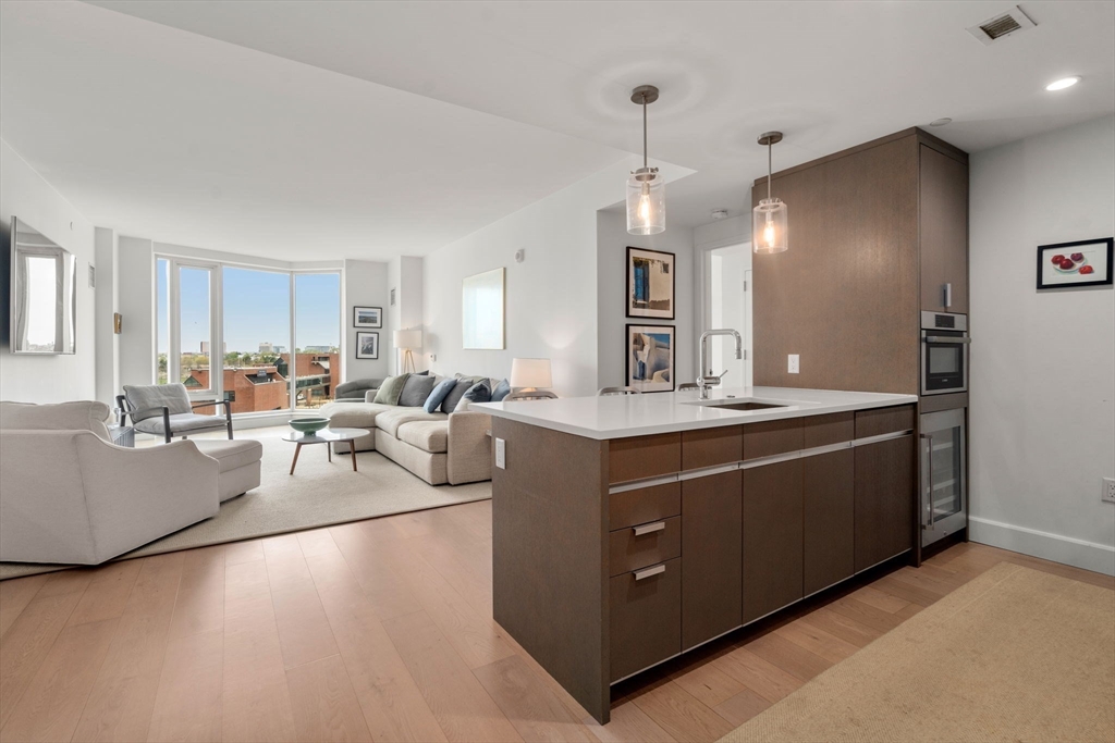 100 Lovejoy Wharf # 7j Property Photo 5