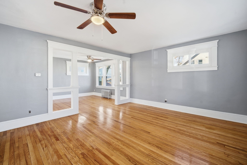 152 Monrovia St Property Photo 5