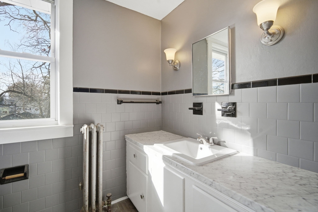 152 Monrovia St Property Photo 16