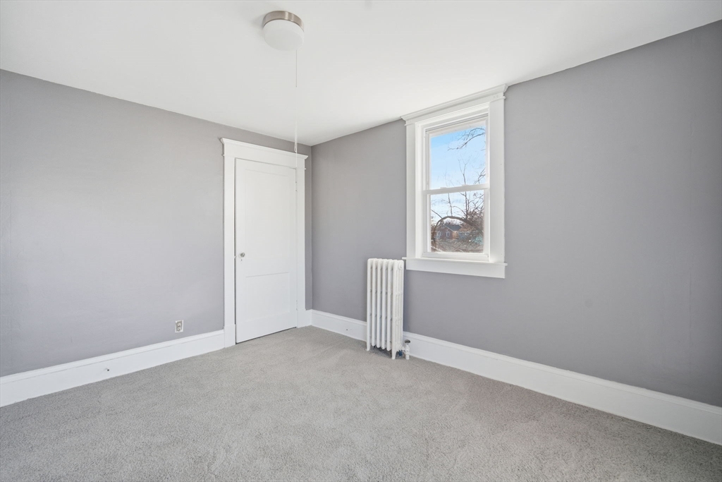 152 Monrovia St Property Photo 23