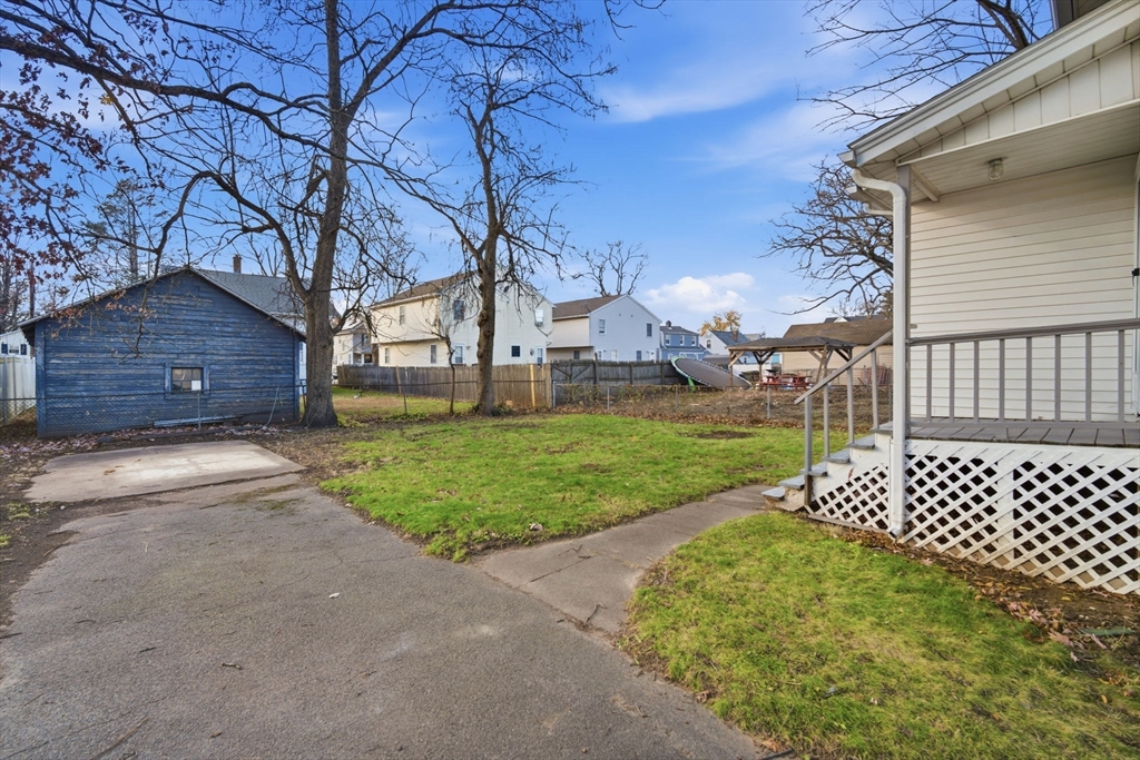 152 Monrovia St Property Photo 29