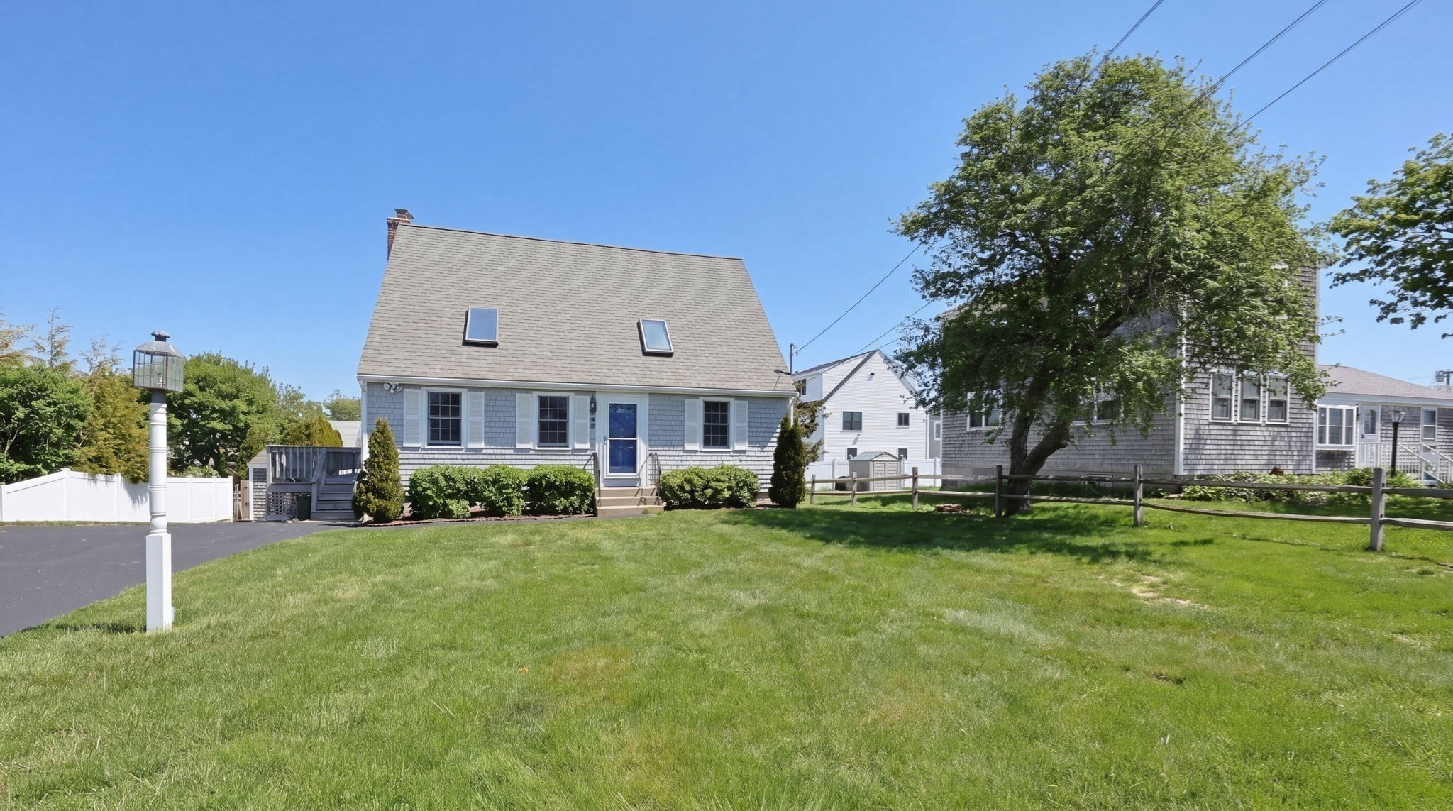 45 Almy Ave Property Photo 5