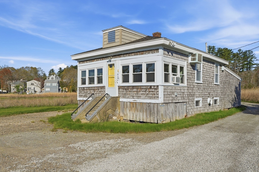 85 Kings Landing Property Photo 3