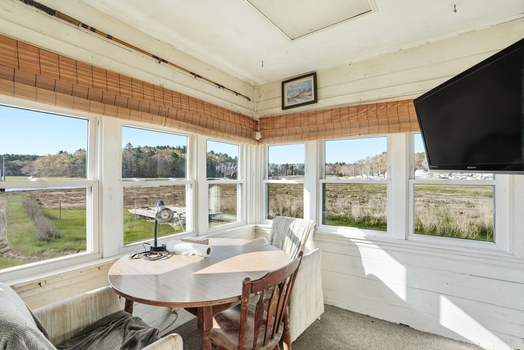 85 Kings Landing Property Photo 5