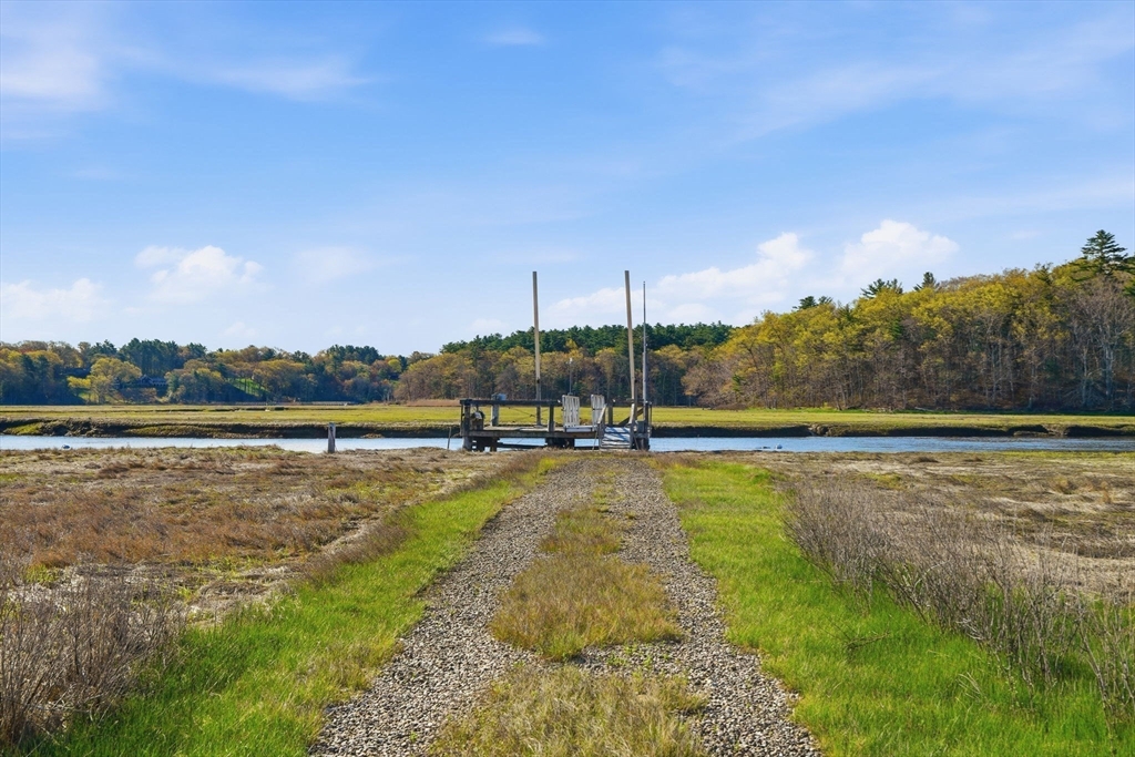 85 Kings Landing Property Photo 13