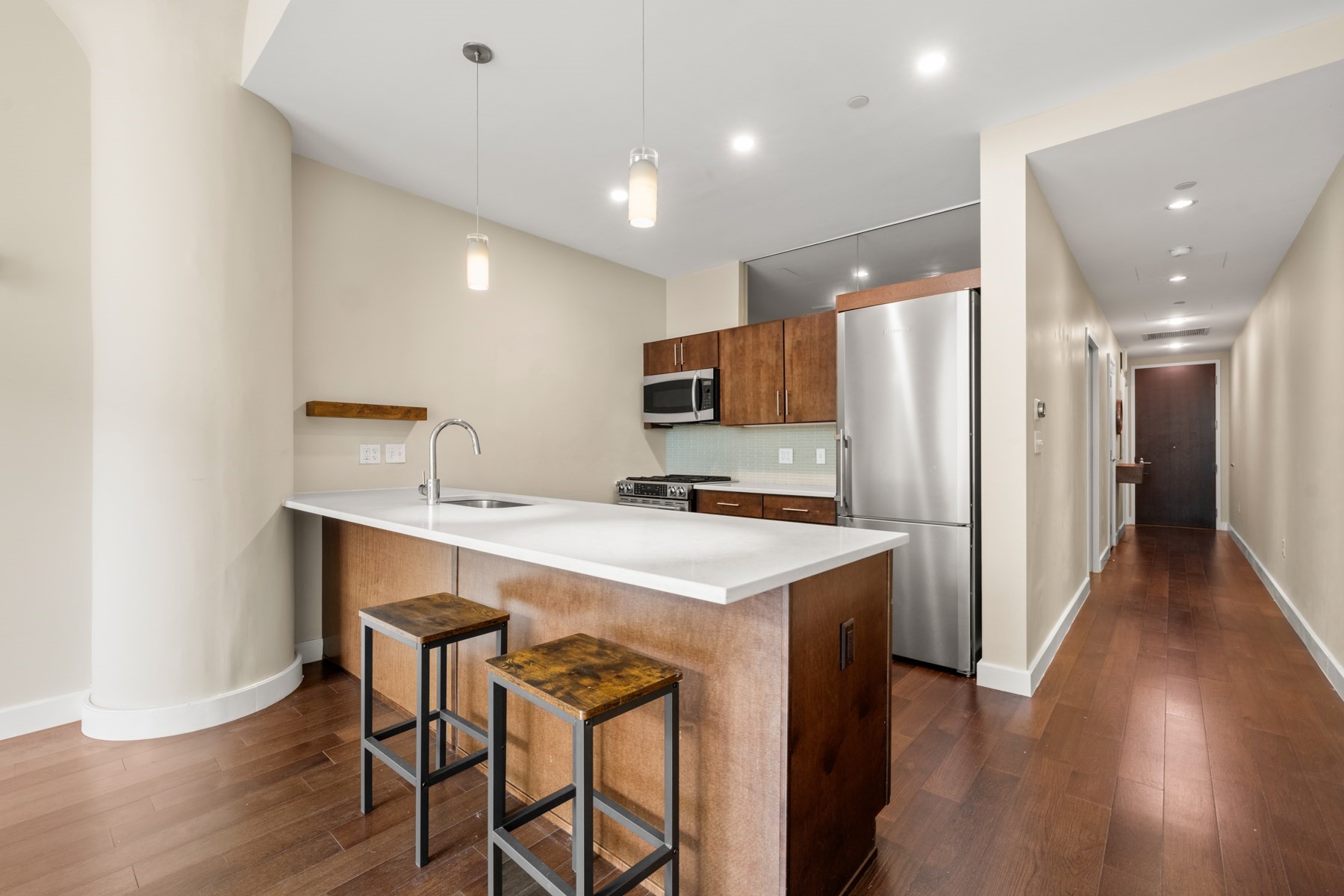 43 Westland Avenue # 202 Property Photo 2