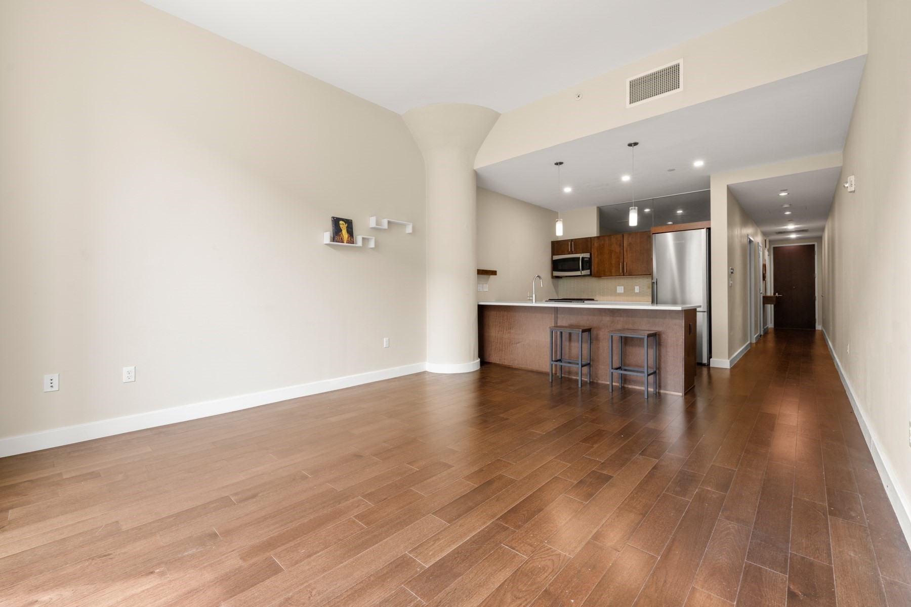 43 Westland Avenue # 202 Property Photo 3