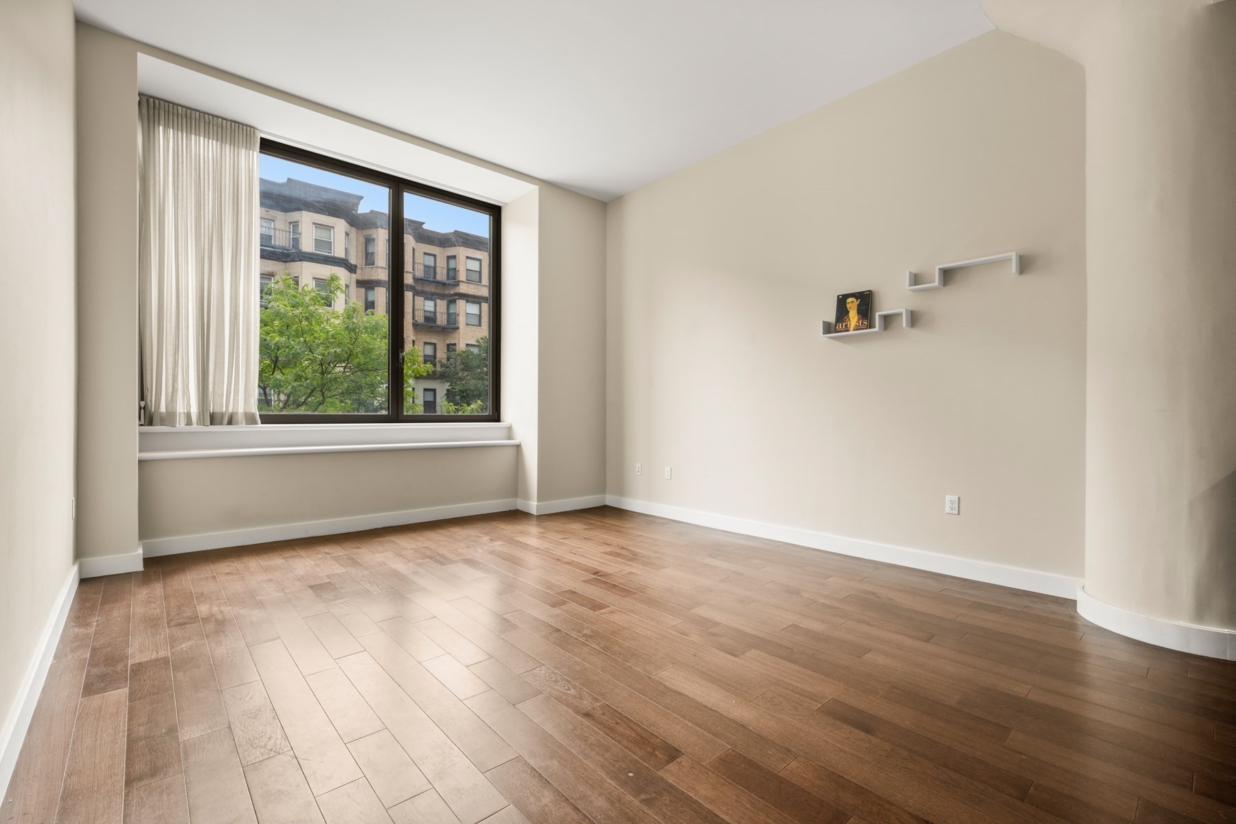 43 Westland Avenue # 202 Property Photo 4