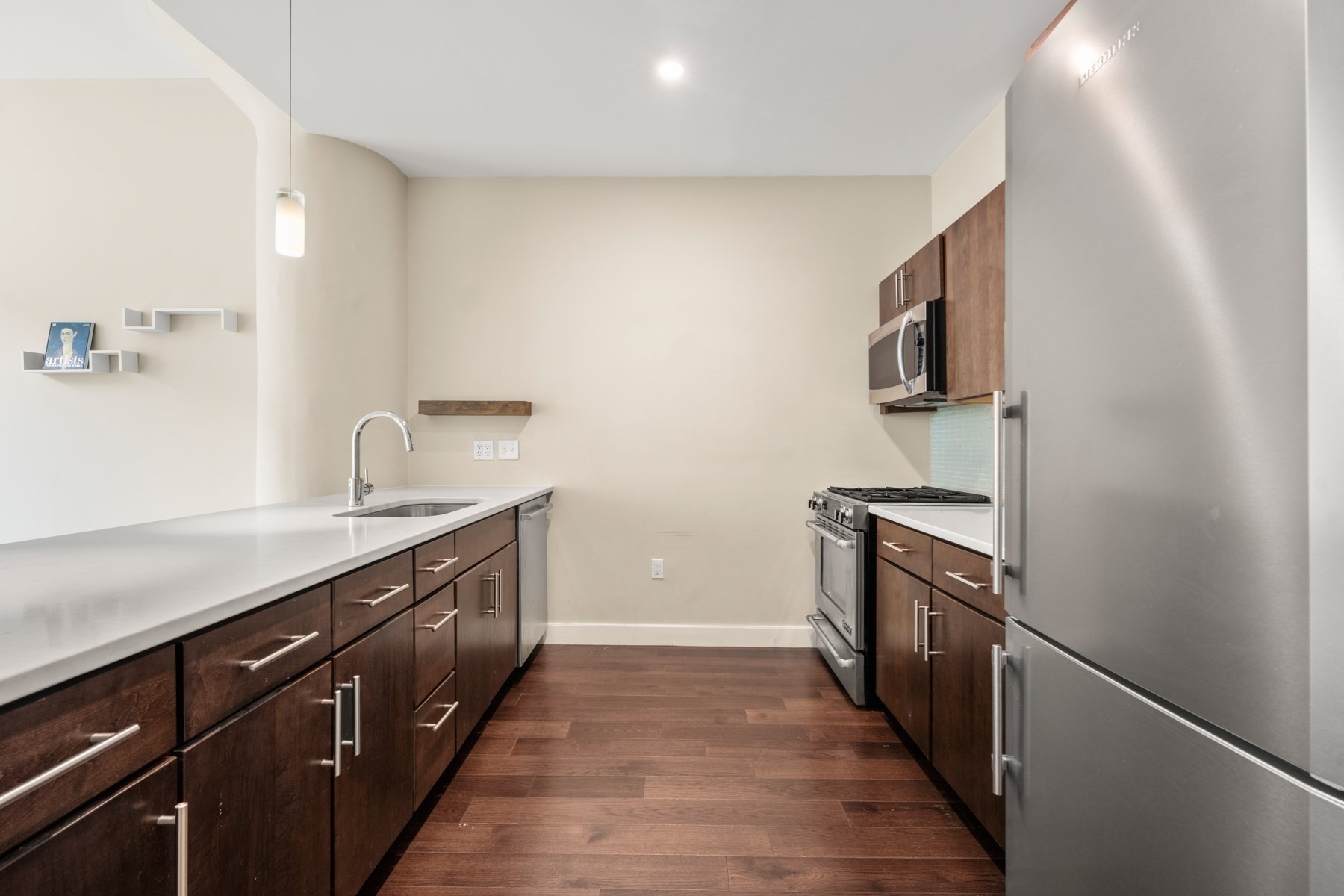 43 Westland Avenue # 202 Property Photo 5