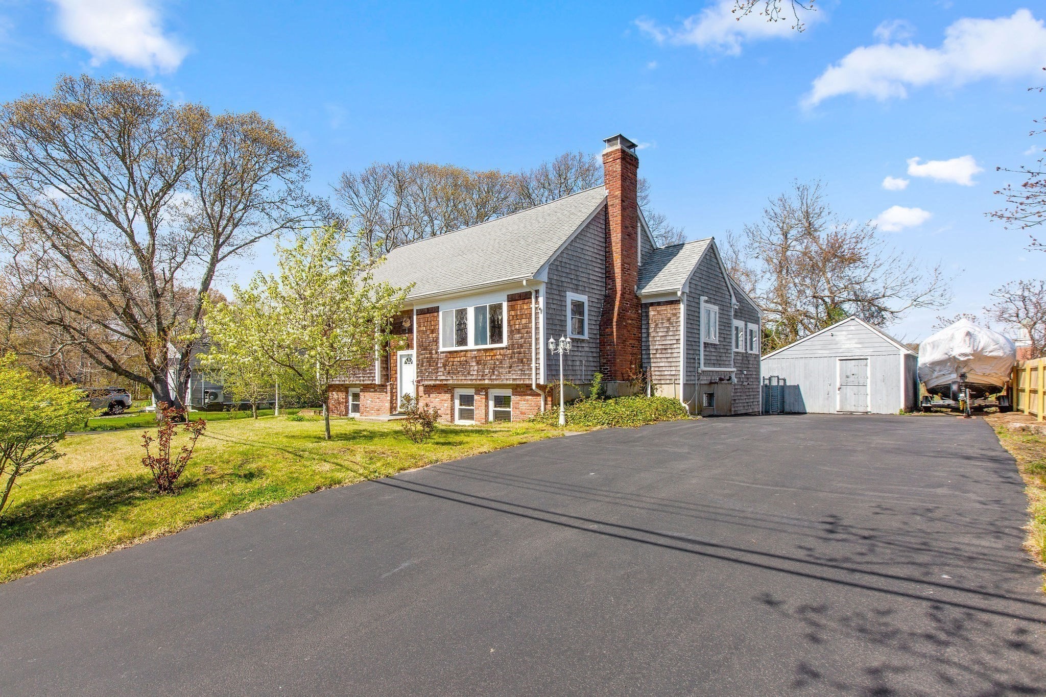 6 Sylvan Way Property Photo 4