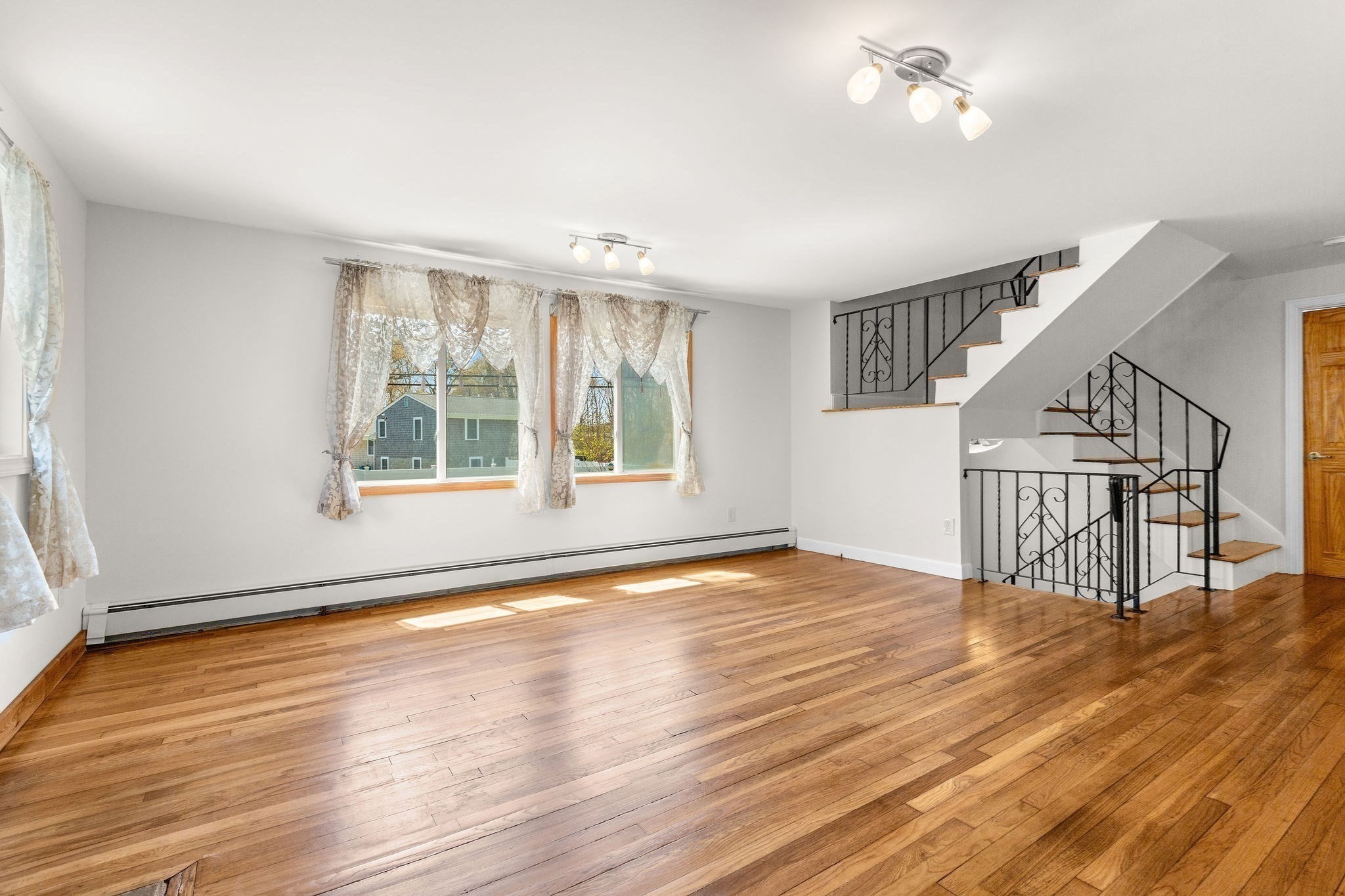 6 Sylvan Way Property Photo 6