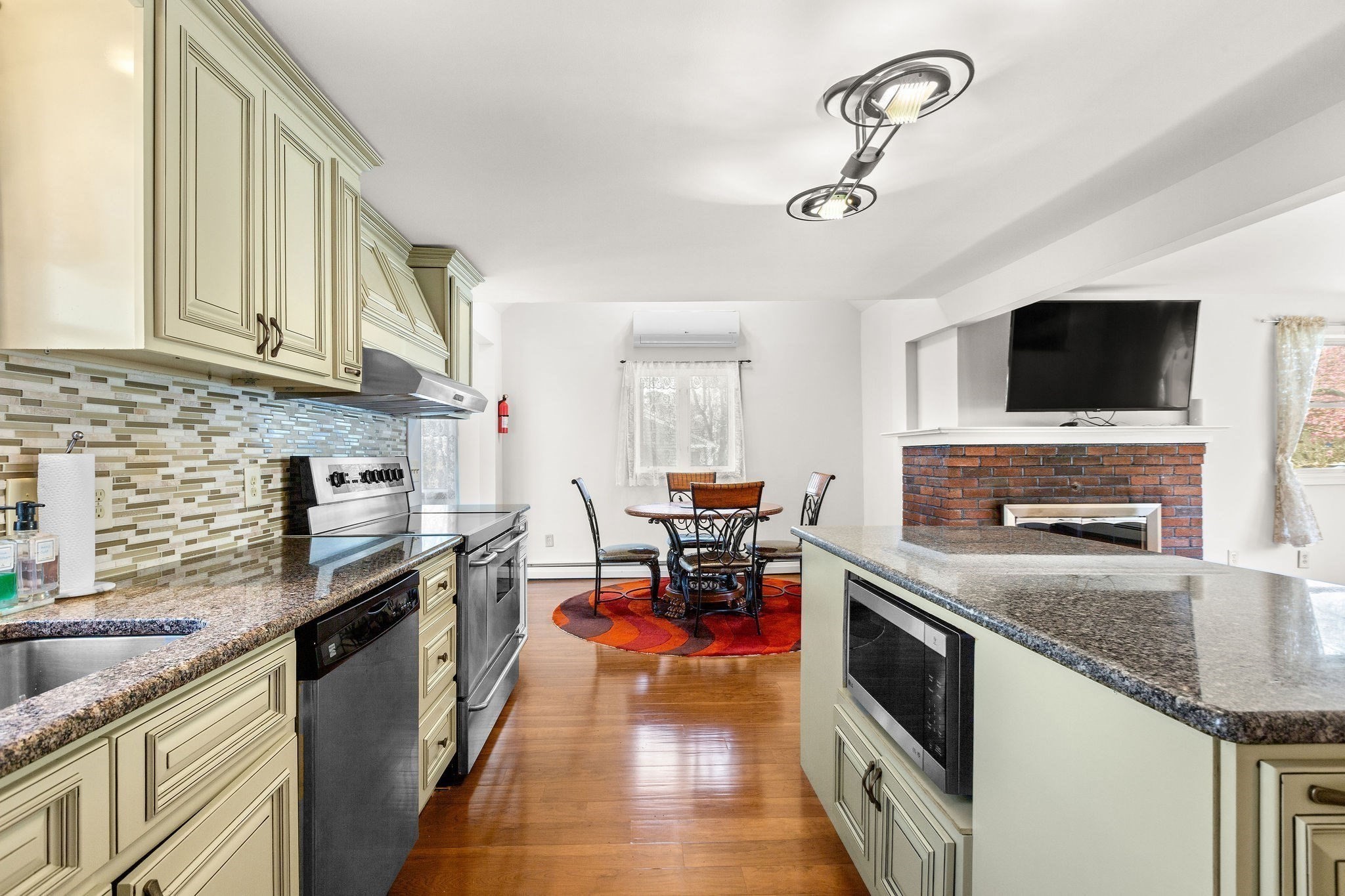 6 Sylvan Way Property Photo 13