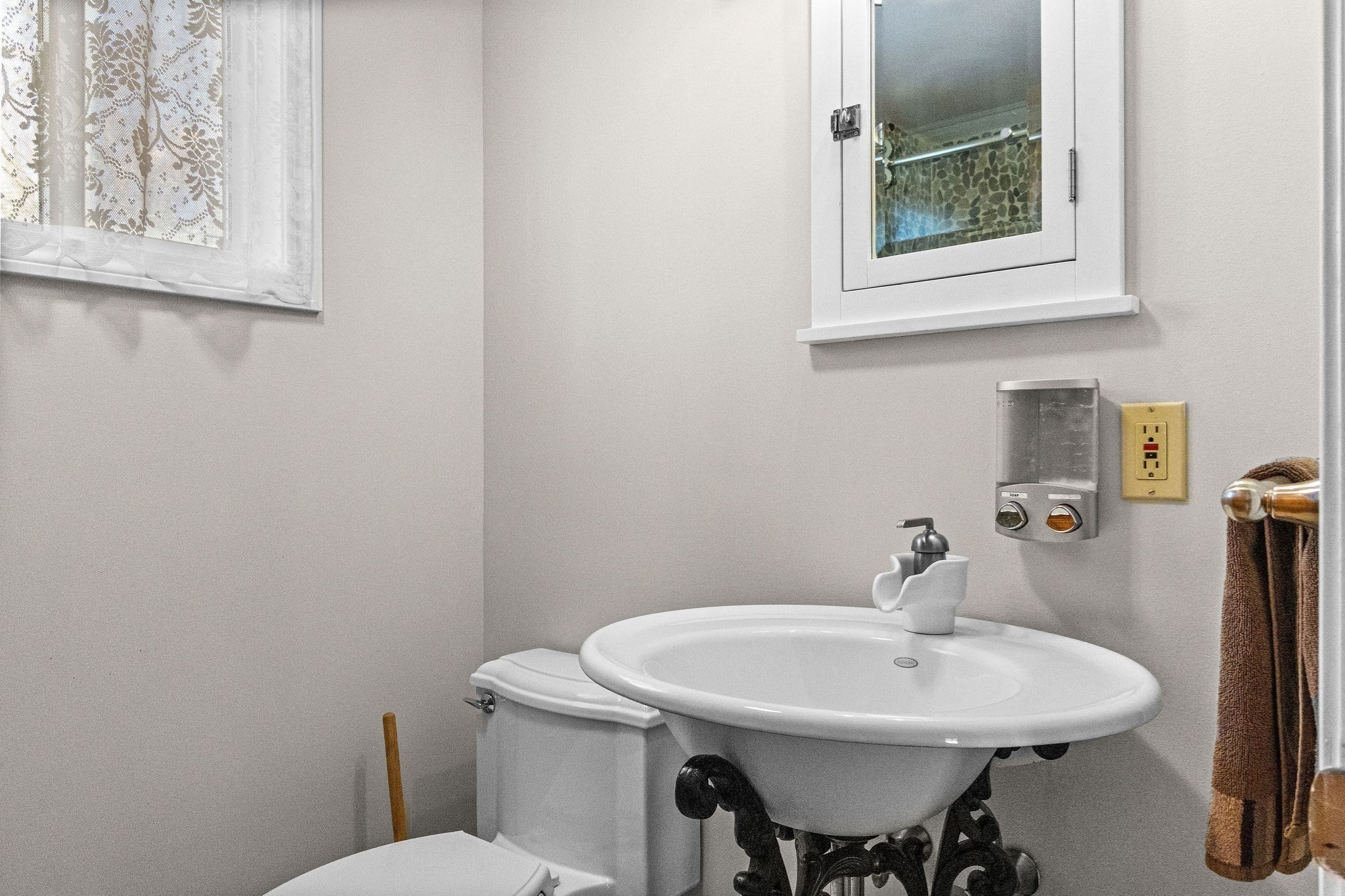 6 Sylvan Way Property Photo 17