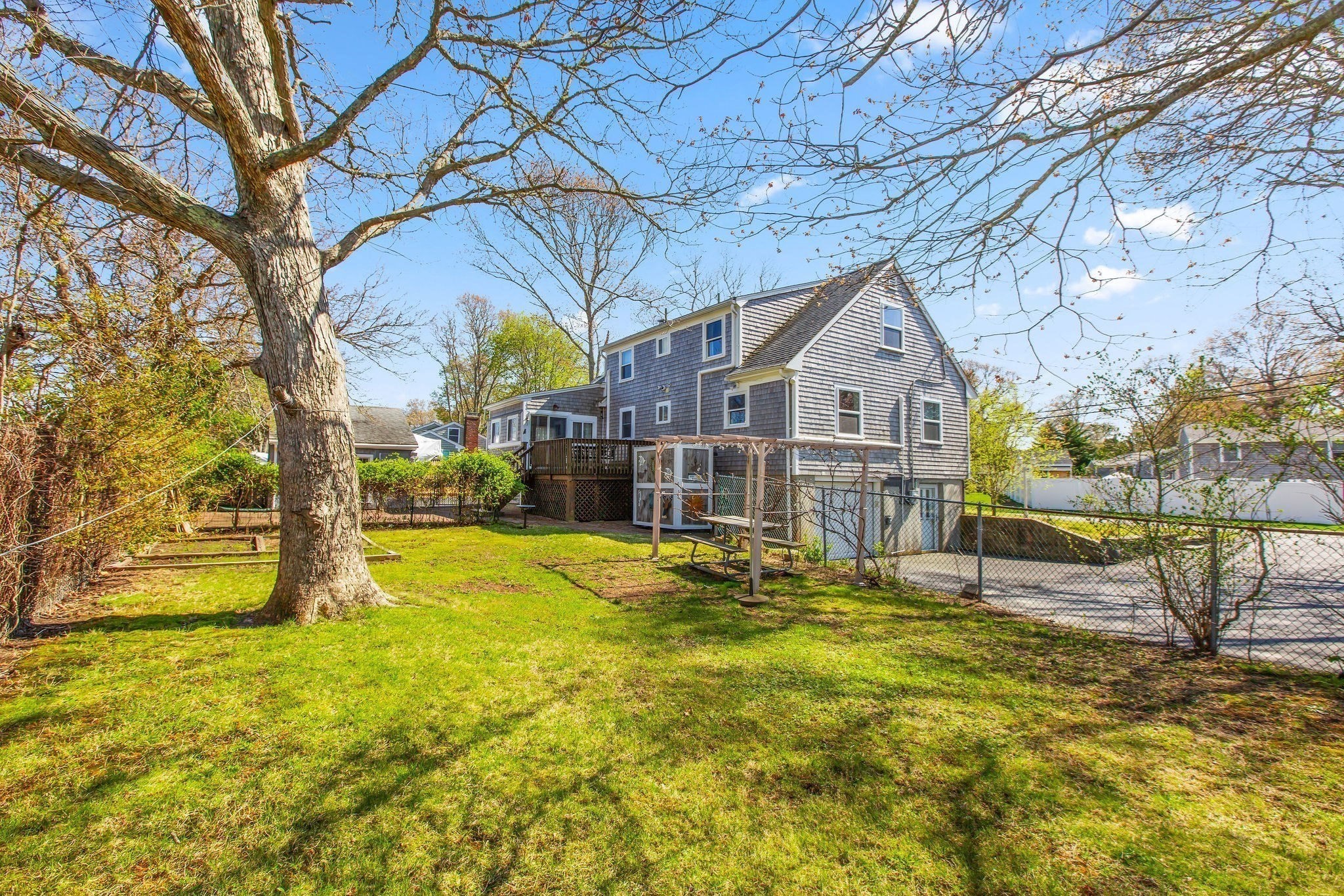 6 Sylvan Way Property Photo 33