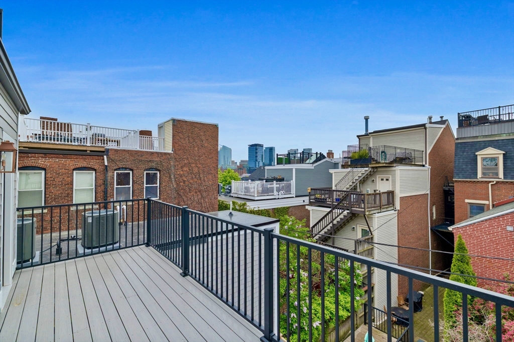 14 Prospect St Property Photo 18