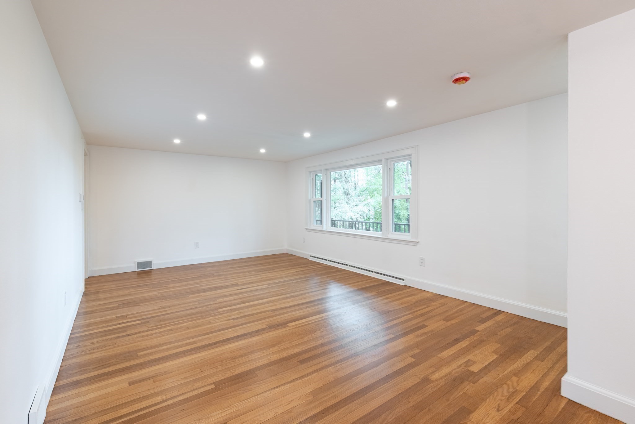 9 Bridge St Property Photo 15