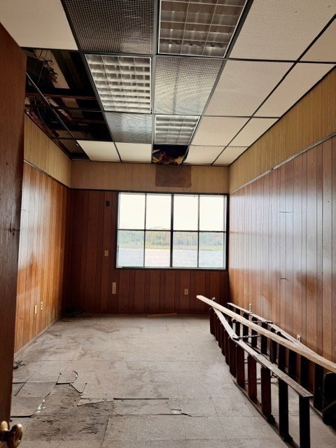 194-r Riverside Ave Property Photo 17
