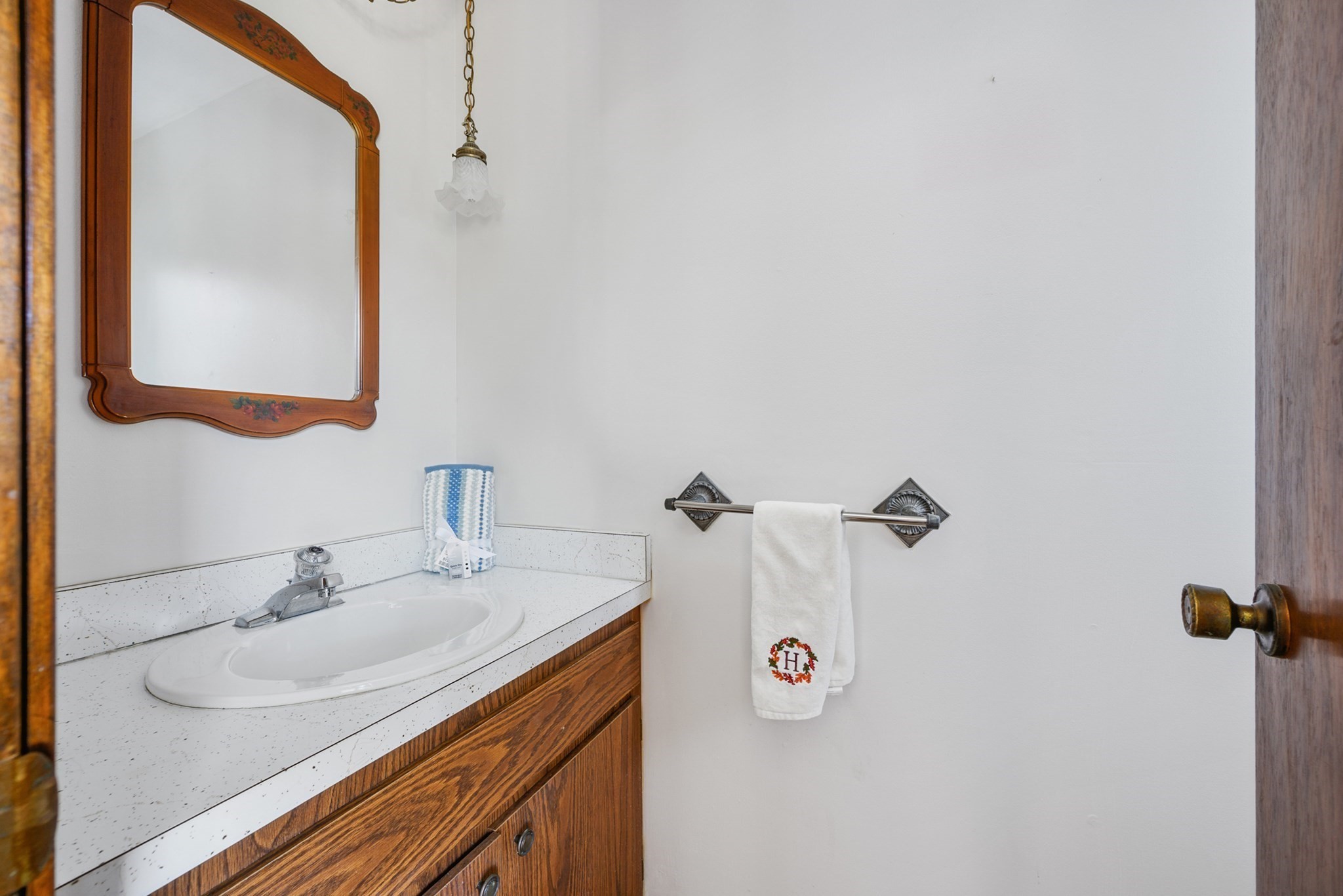 64 Lower County Property Photo 14
