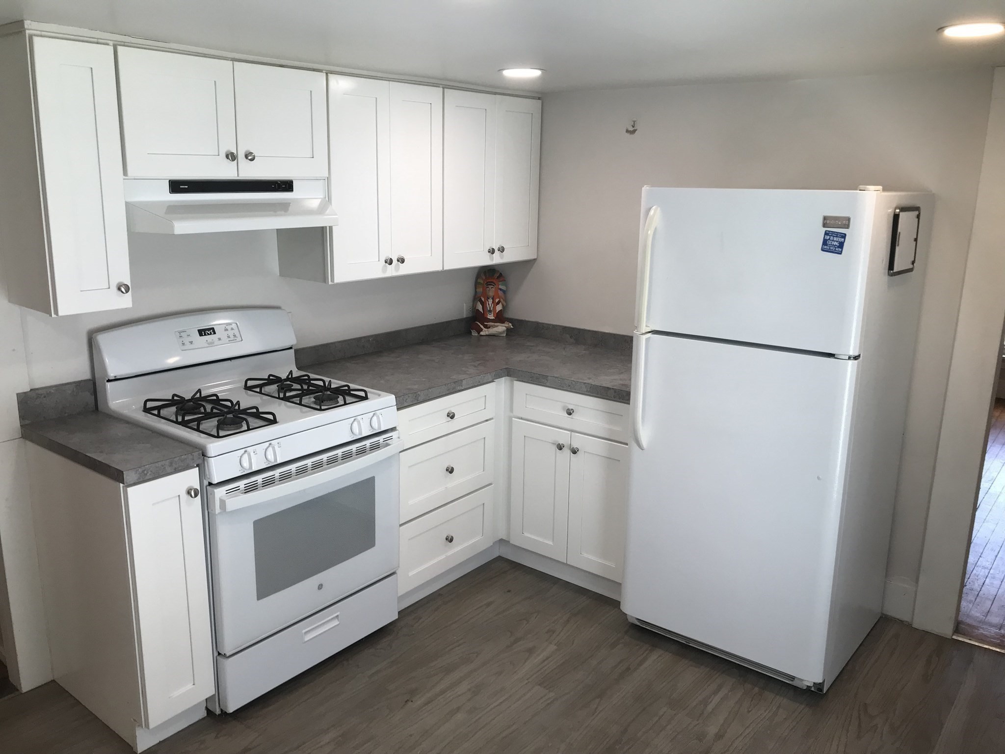 20 Taylor Ave # 2 Property Photo 6