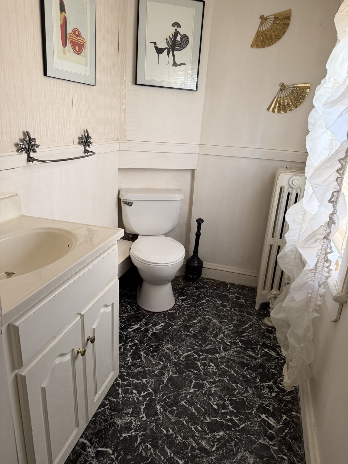 13 Nashua Street Property Photo 15