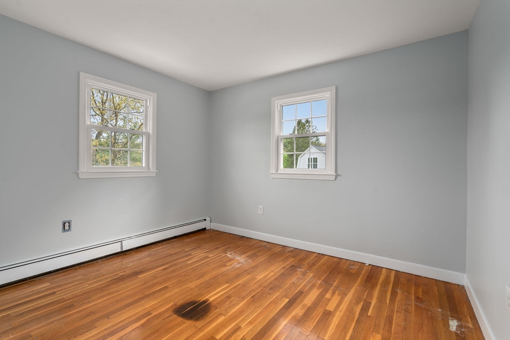 1066 Hillside St Property Photo 22