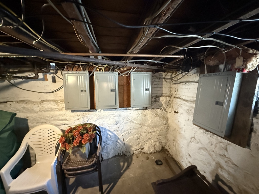 39-41 Green St Property Photo 17