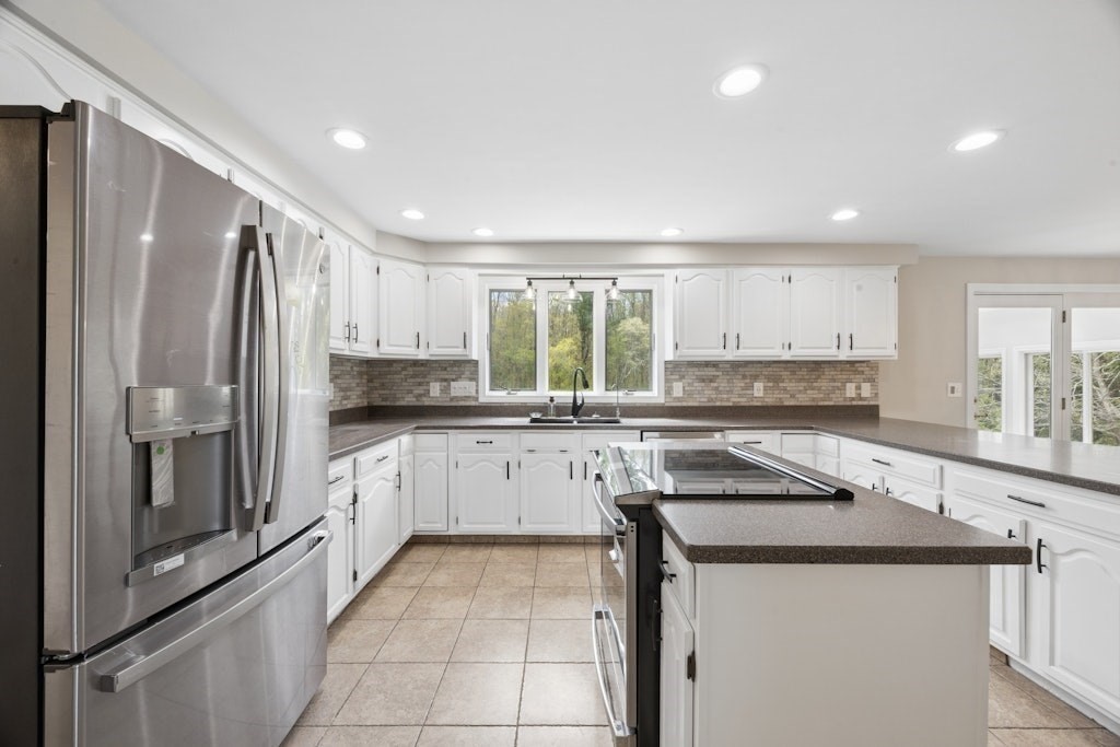 11 Kittredge Road Property Photo 8
