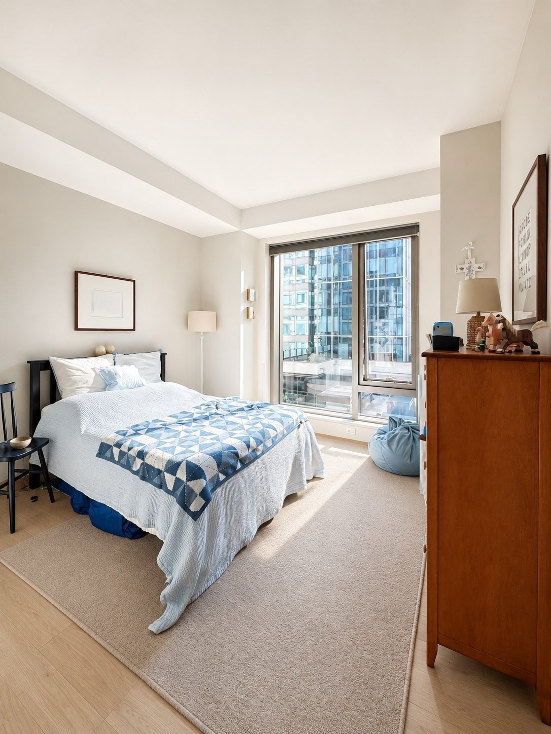 133 Seaport Blvd # 717 Property Photo 16