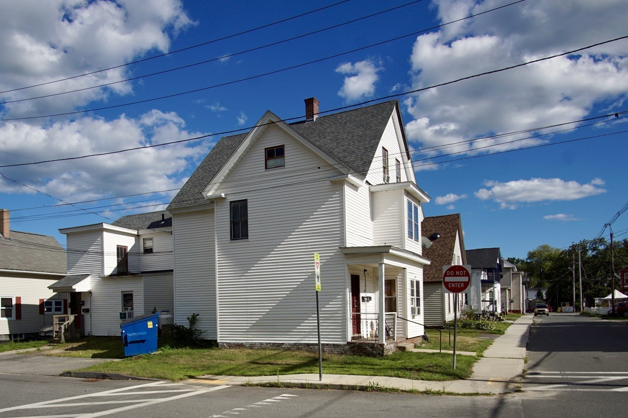 53 Union St. Property Photo 10