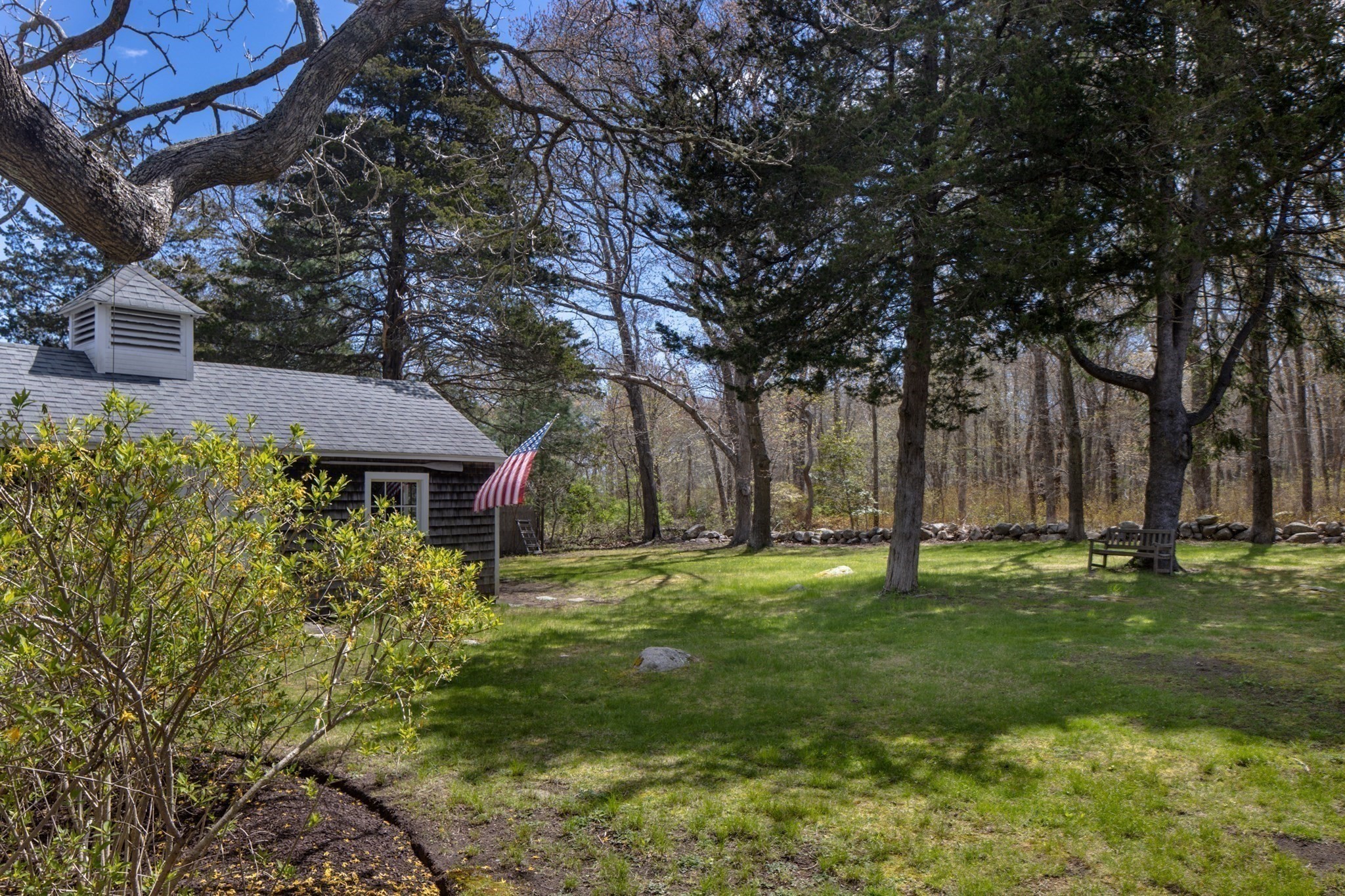 12 Noyes Ave Property Photo 13