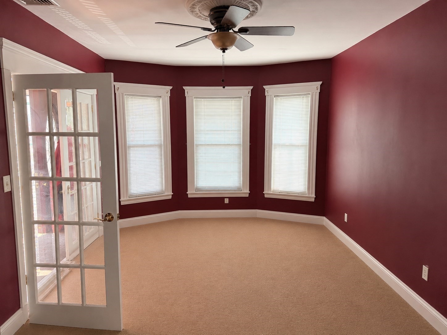 42 Freeman Ave Property Photo 22