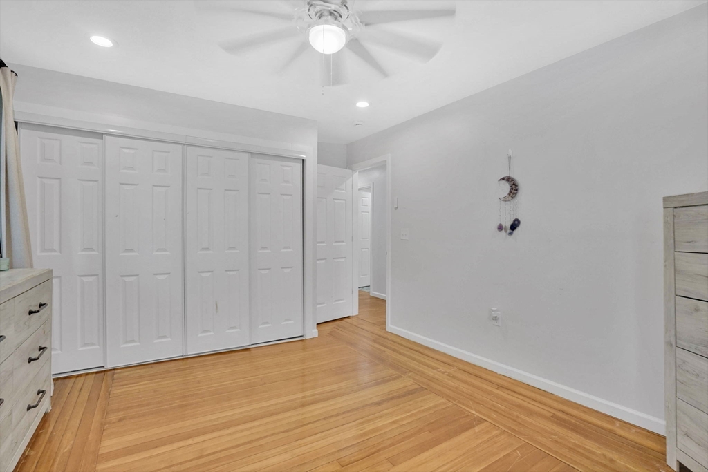 1537 N Main St Property Photo 15