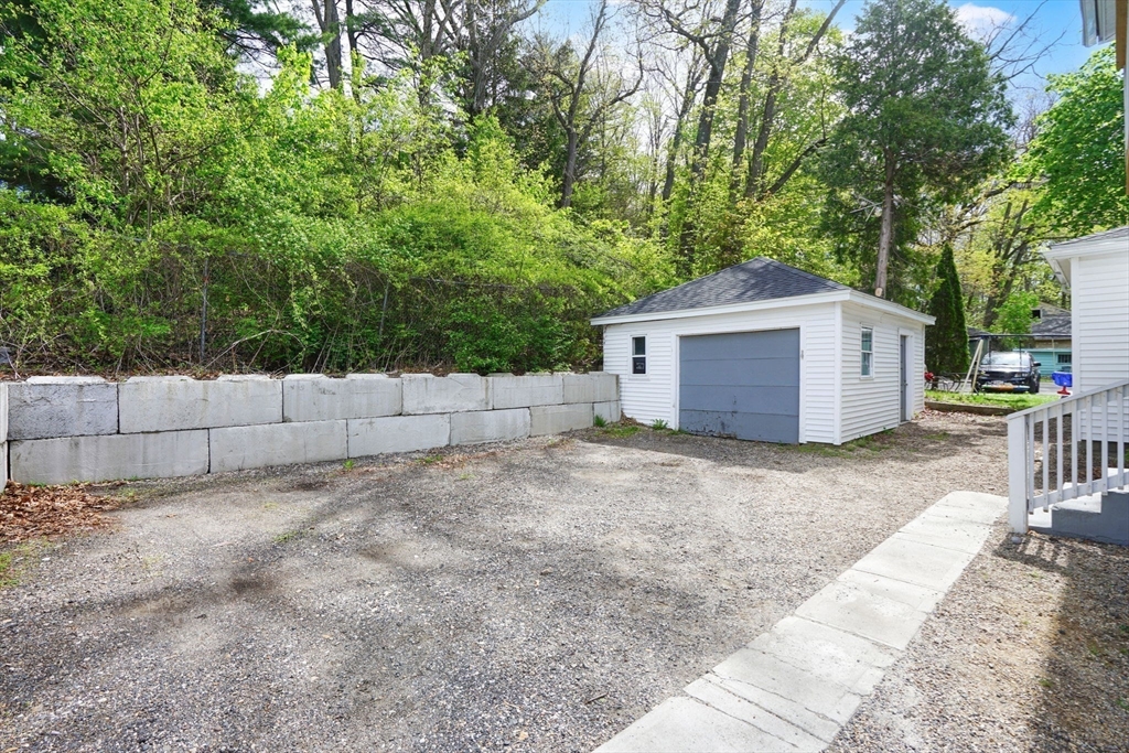 1537 N Main St Property Photo 38