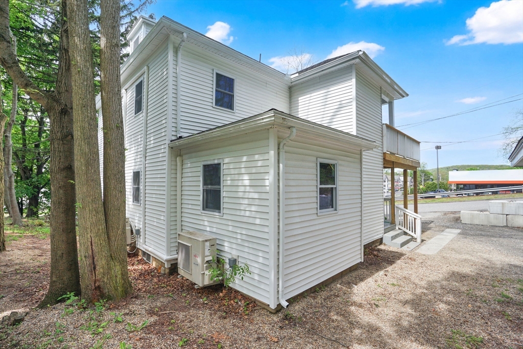 1537 N Main St Property Photo 41