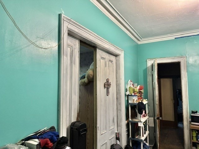 495 Warren St. Property Photo 16