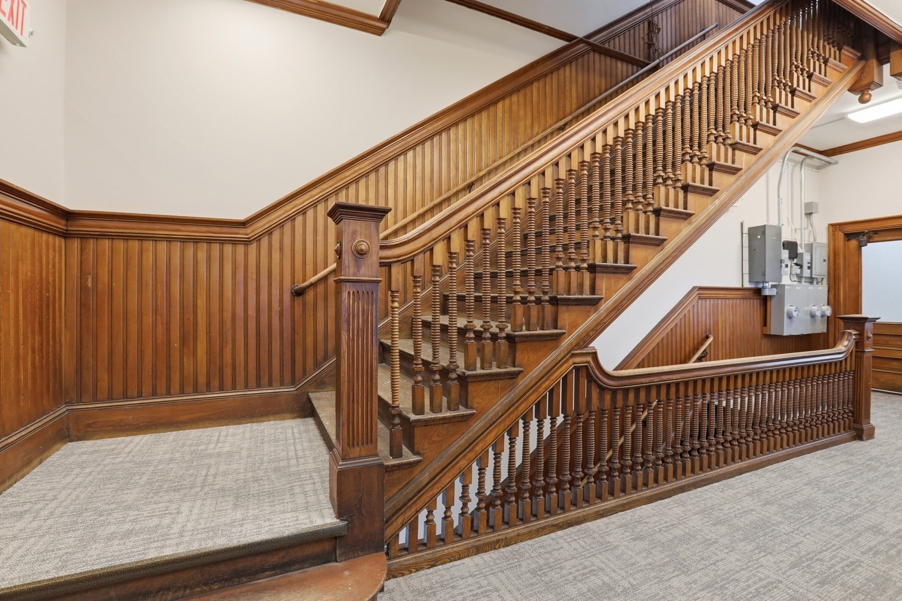 45 Main St # 6 Property Photo 8
