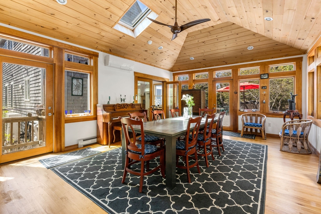 27 Blueberry Avenue Property Photo 15