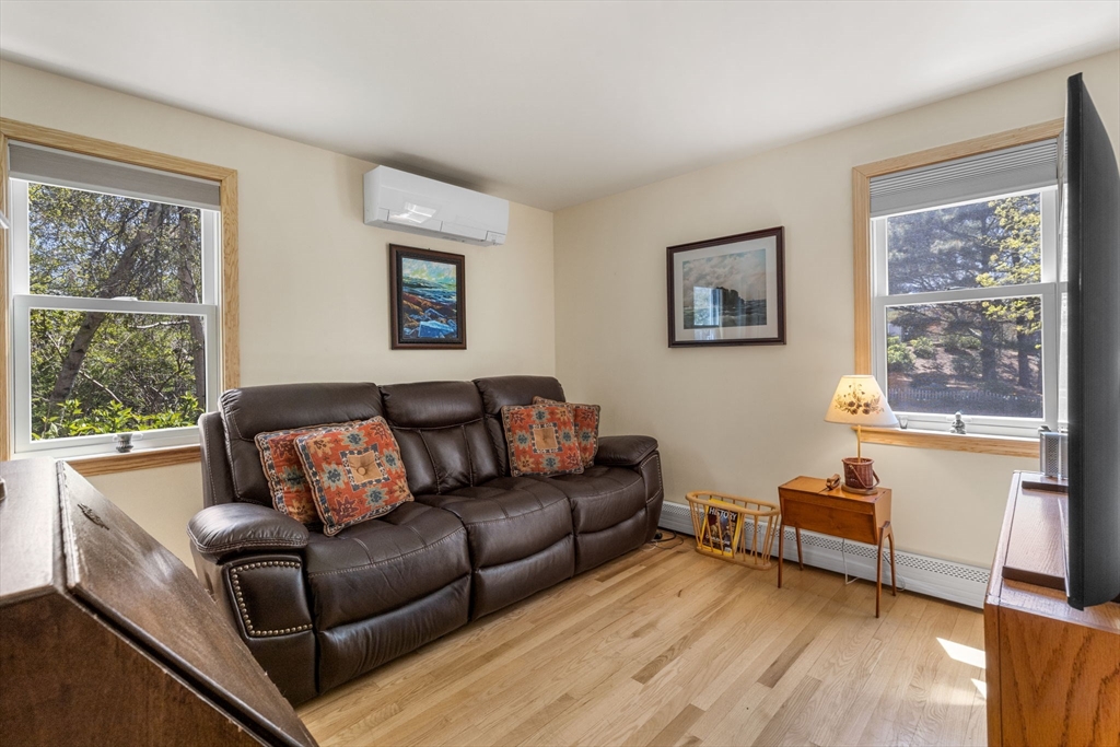 27 Blueberry Avenue Property Photo 16
