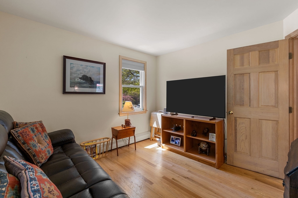 27 Blueberry Avenue Property Photo 17