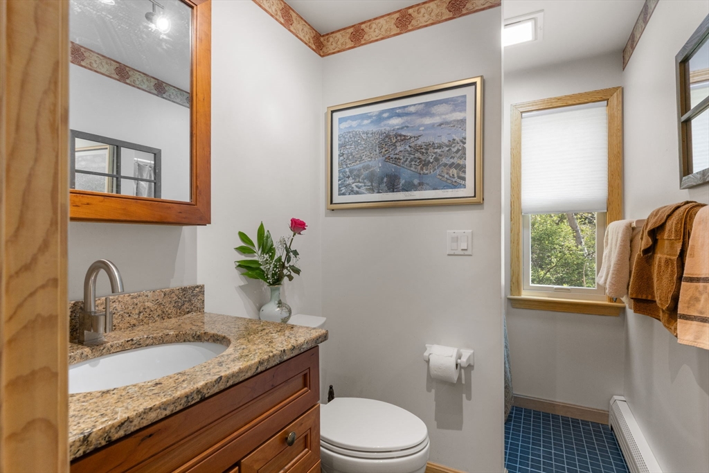 27 Blueberry Avenue Property Photo 18