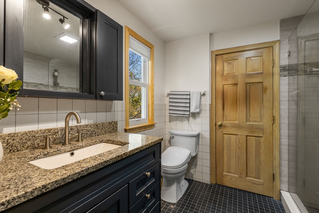 27 Blueberry Avenue Property Photo 23